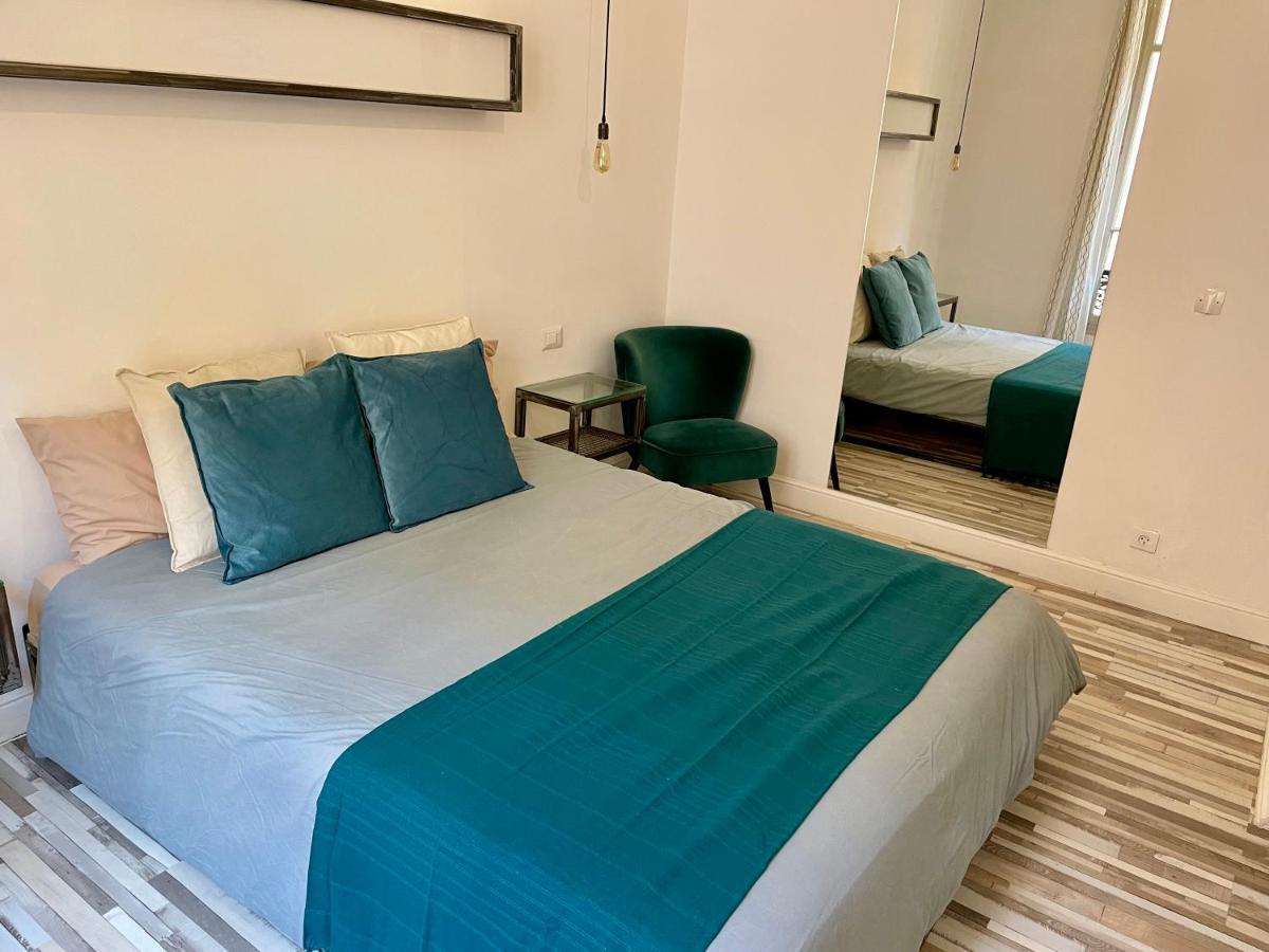 Appartement Bleu L'Union Beausoleil Luaran gambar